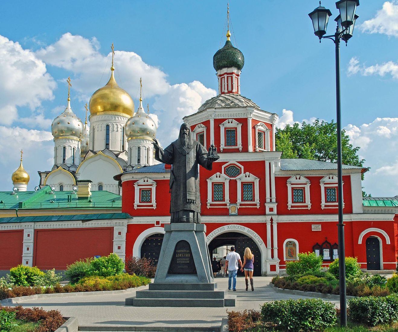 Московская церковь сайт. Зачатьевский ставропигиальный монастырь. Монастырь на Остоженке Зачатьевский. Зачатьевский ставропигиальный женский монастырь, Москва.